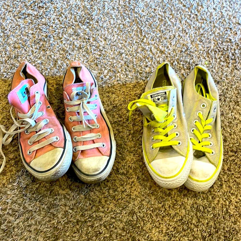 Converse All*Star sz 9 Bundle